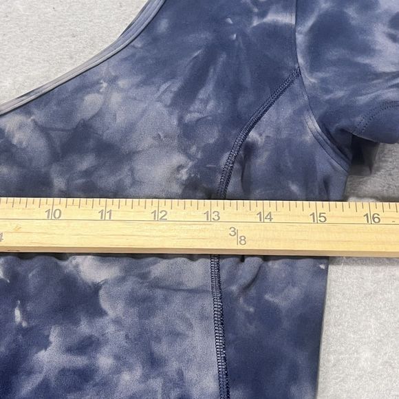 Lululemon Athletica Blue Tie-Dye Crop Top - Picture 6 of 11